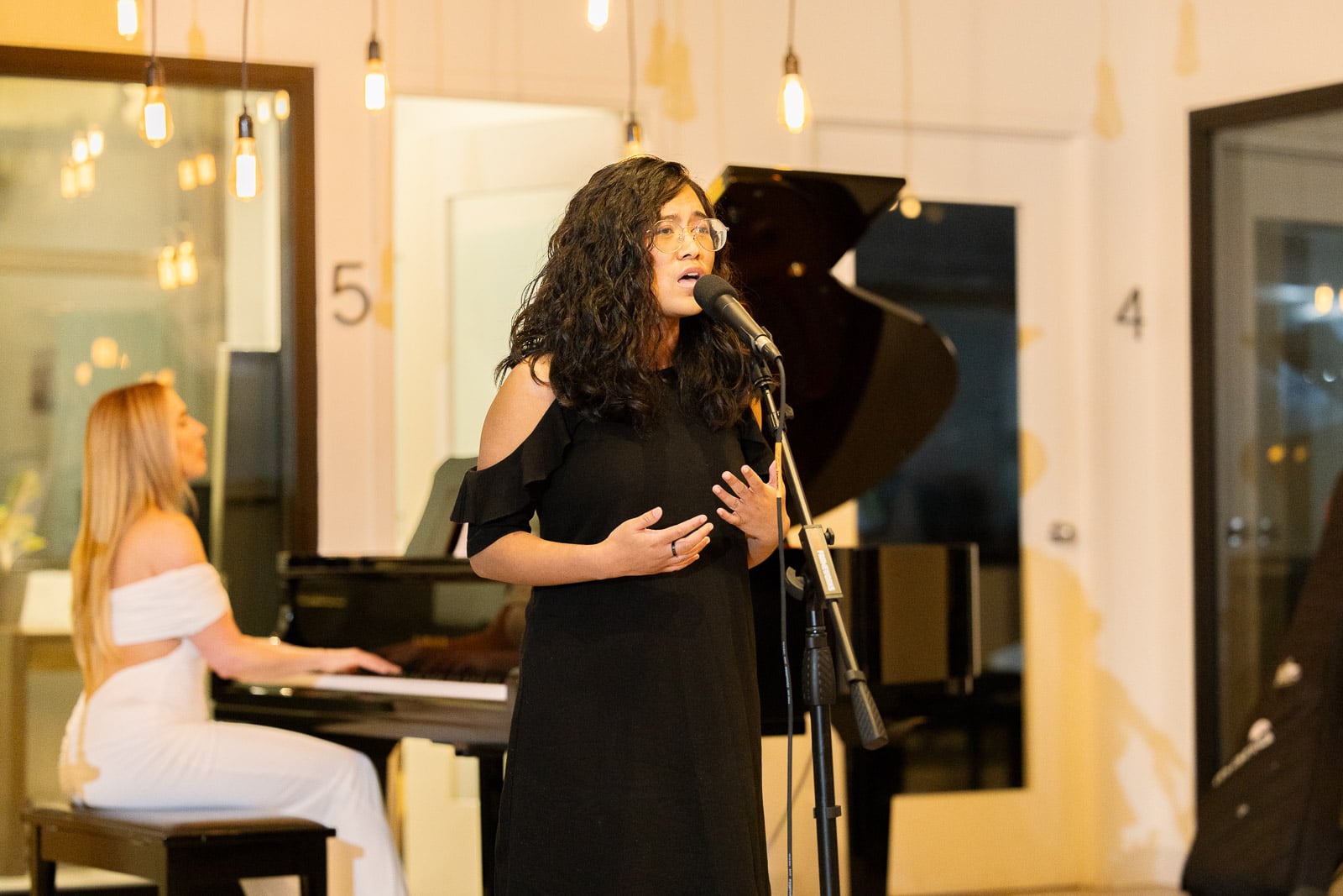 Private singing lesson with piano accompaniment at Musicians Playground in Boston